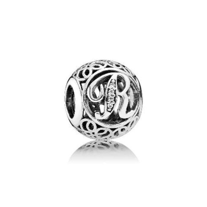 PANDORA koralka pismeno R 791862CZ