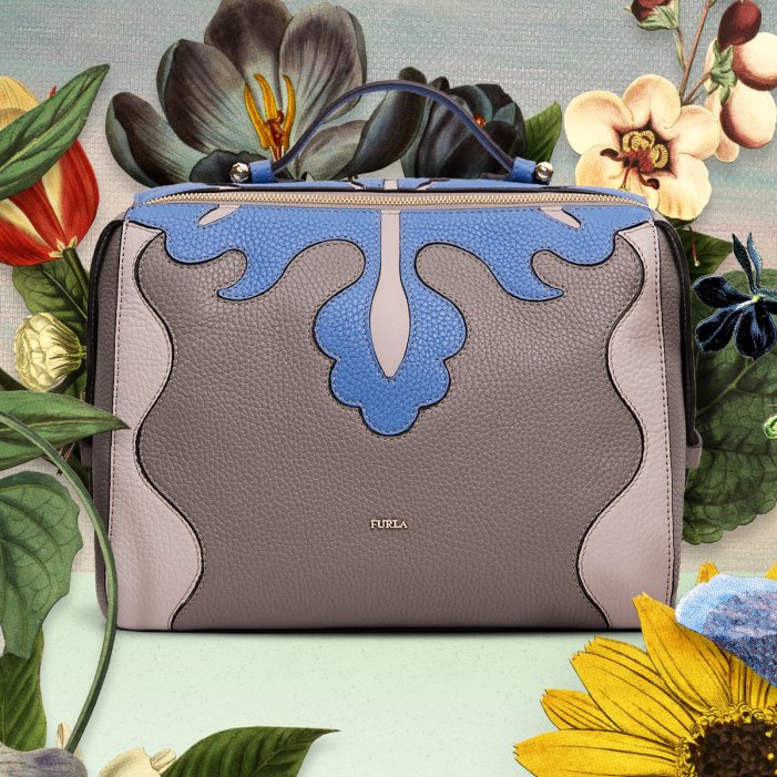 furla clutch